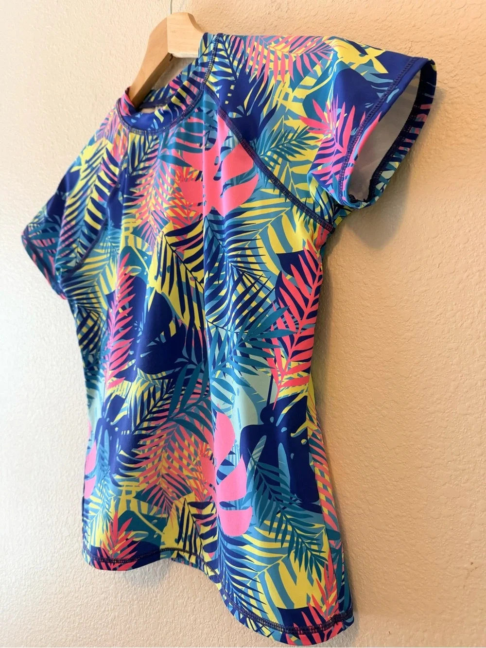 Lands’ End Girls Rash Guard Swim Shirt Size Large 10-12 Tropical Palm Print UPF